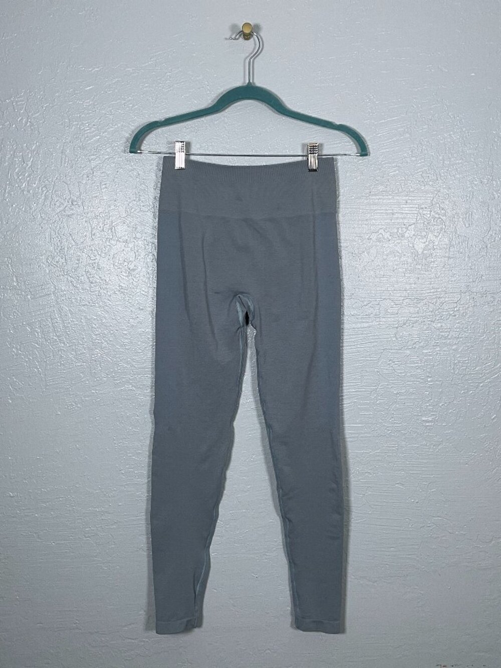 Alphalete Women M Gray Amplify Leggings Scrunch Seamless Athleisure Workout Gym